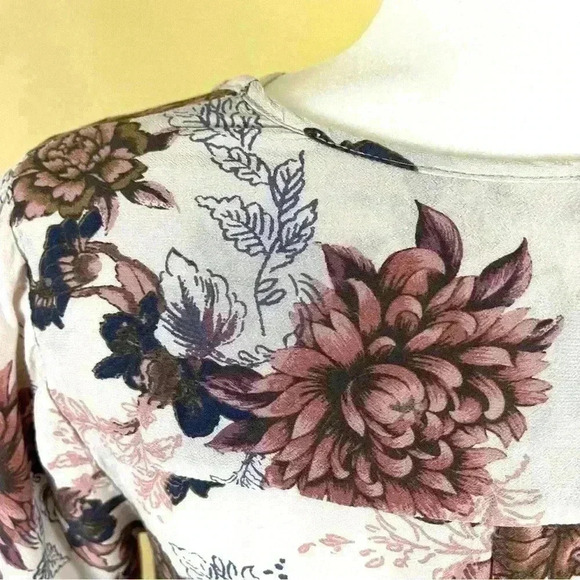 Free People Floral Rayon Cross Strap Bell Sleeve Shift Tunic Blouse Size XS - Picture 12 of 16